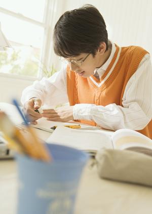 塾で生きた英語を身につけ将来活用する